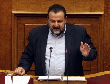 Β. Κεγκέρογλου σε Π. Κουρουμπλή: «Ο Μωραΐτης ήρθε στο ΣΥΡΙΖΑ για να είστε παρέα οι προδότες - Να μη νιώθεις μοναξιά»